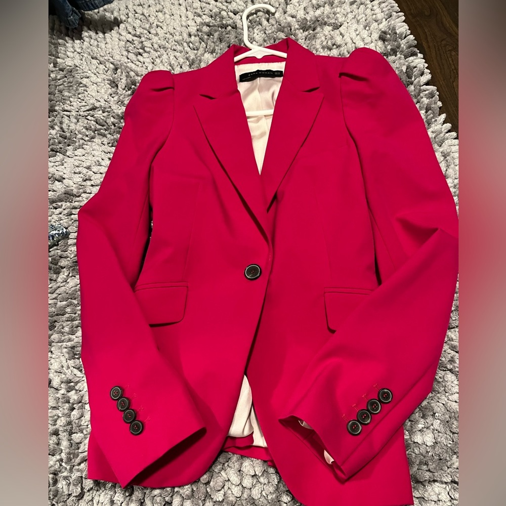 Zara xs puff sleeve blazer.